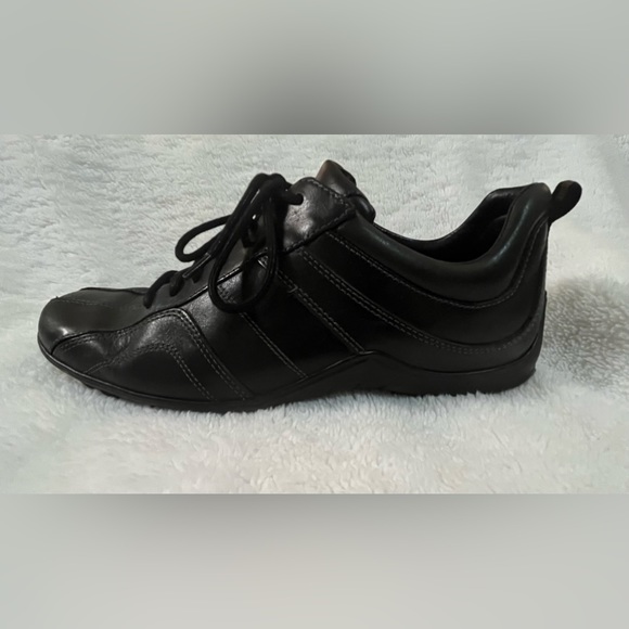 Cole Haan men’s black leather shoes. Almost new and very good condition. Thanks - Picture 1 of 3